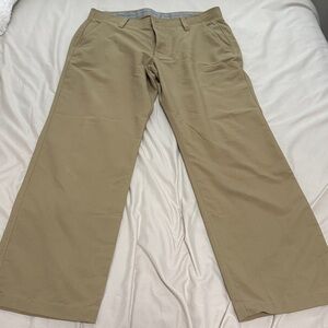 Under Armour Men's Khaki Chinos